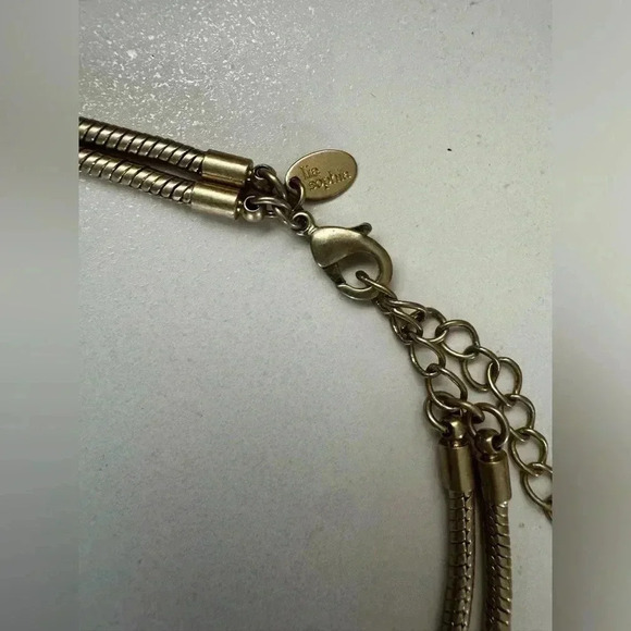 Lia Sophia TUDOR Statement Necklace - Picture 6 of 8